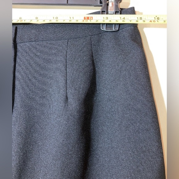 Larry Levine Black Classic Skirt Suit Sz 12 - Picture 7 of 8